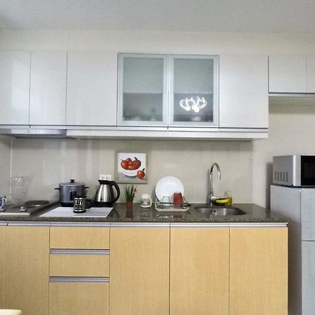 101 Newport Condo C2 Manila Esterno foto