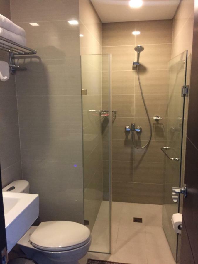 101 Newport Condo C2 Manila Esterno foto