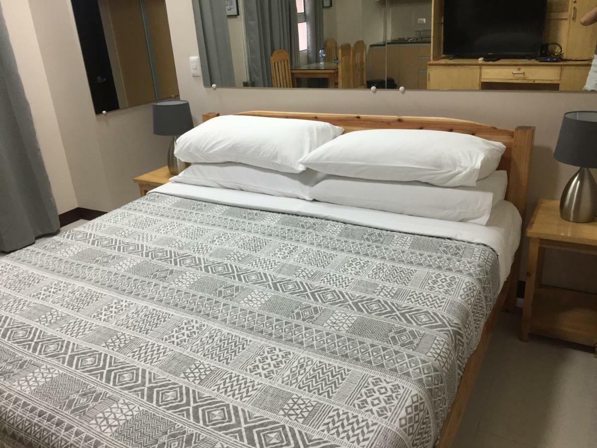 101 Newport Condo C2 Manila Esterno foto