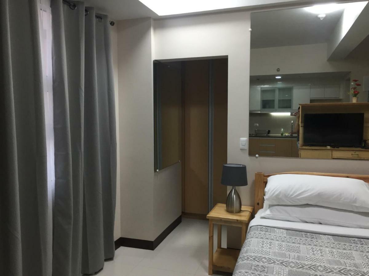101 Newport Condo C2 Manila Esterno foto