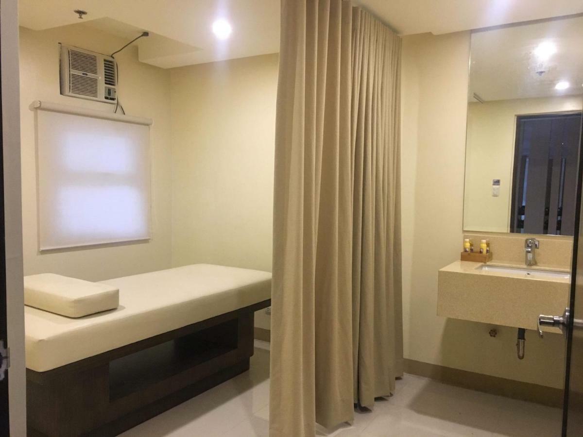 101 Newport Condo C2 Manila Esterno foto