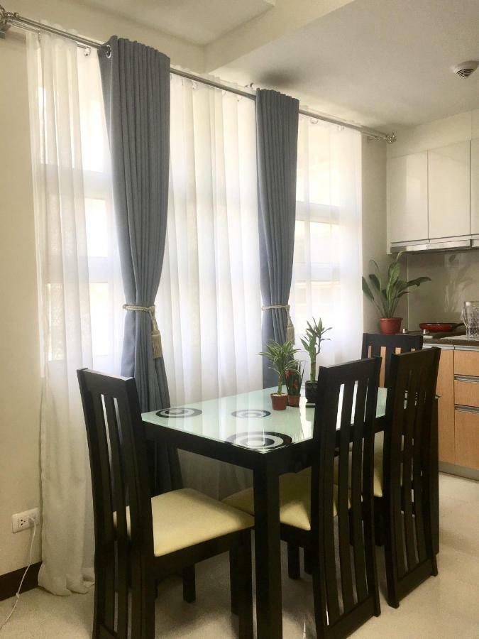 101 Newport Condo C2 Manila Esterno foto