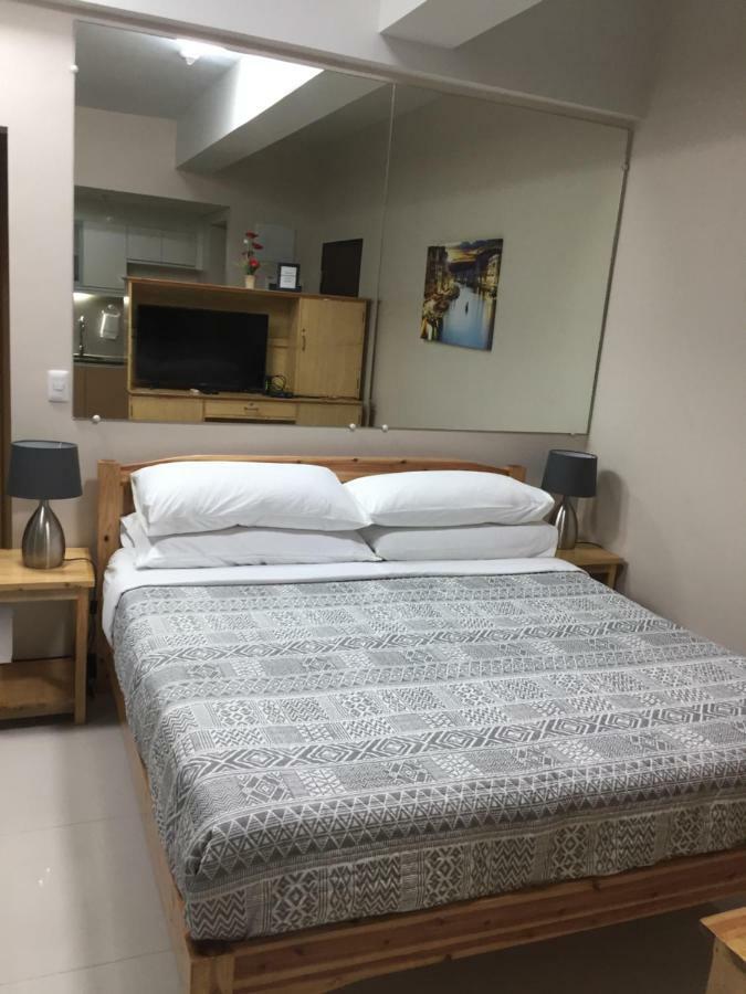 101 Newport Condo C2 Manila Esterno foto